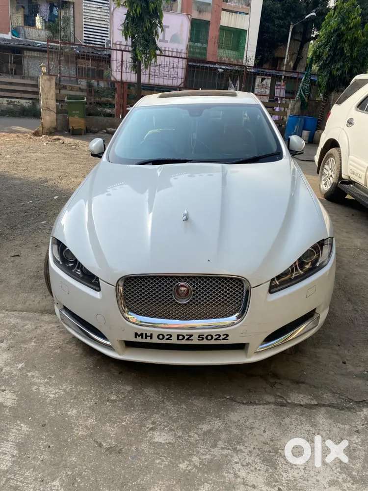 Jaguar Xf 2015 Diesel 65000 Km Driven