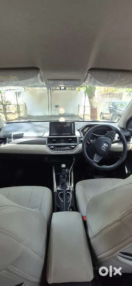 Honda Elevate 2025 Petrol 11000 Km Driven