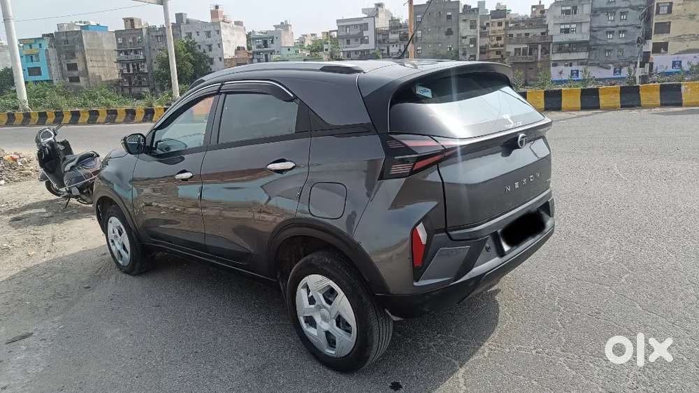 Tata Nexon Smart Plus 2025