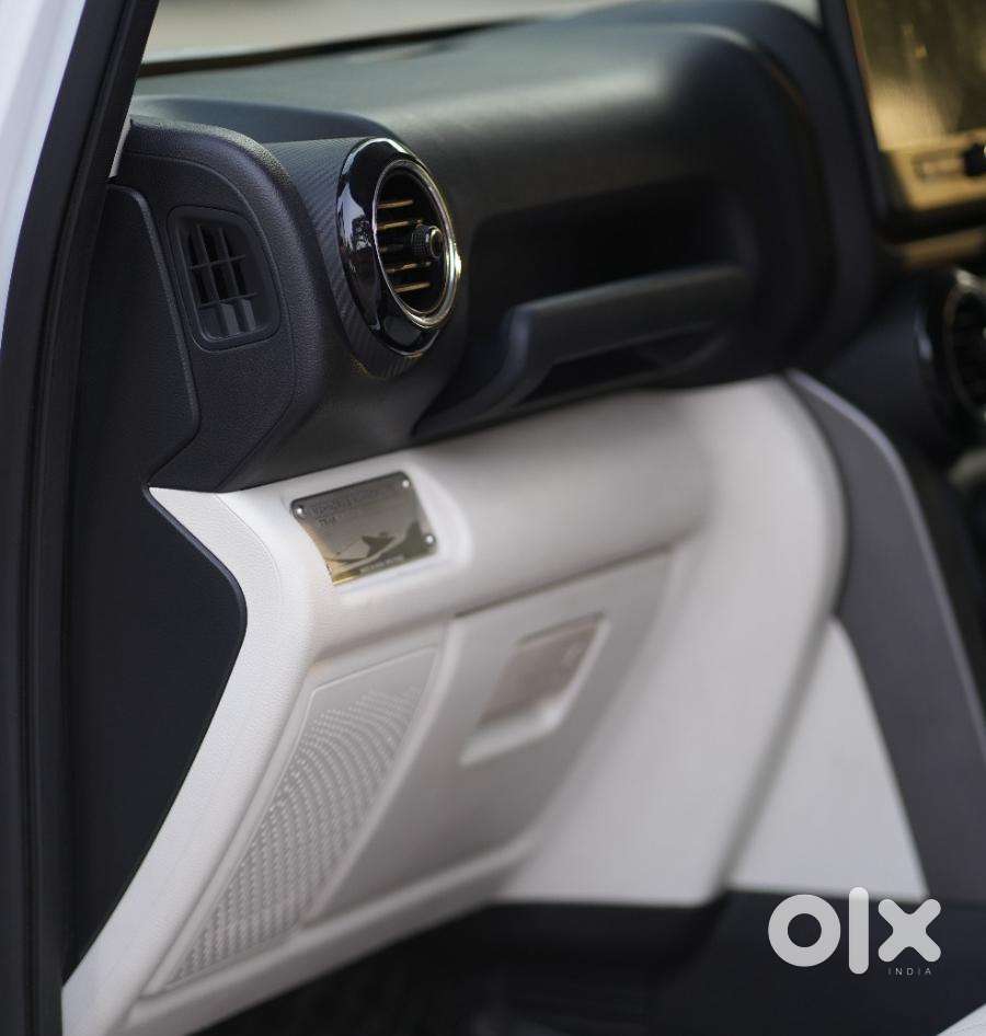 Mahindra Thar Roxx Mx5 Diesel At 2wd, 2025, Diesel