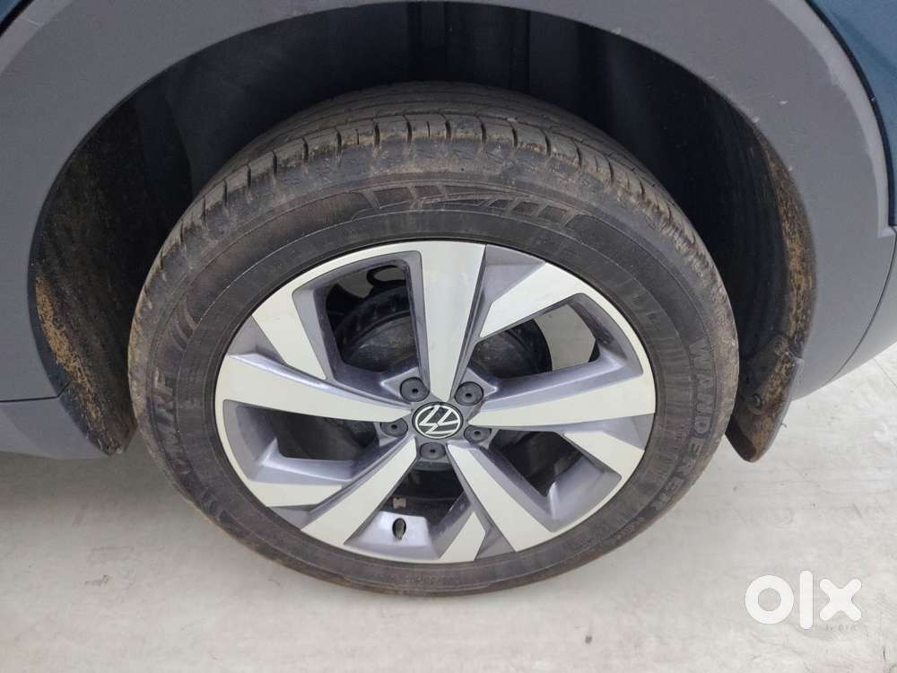Volkswagen Taigun Topline 1.0 Tsi At (electric Seats), 2023, Petrol