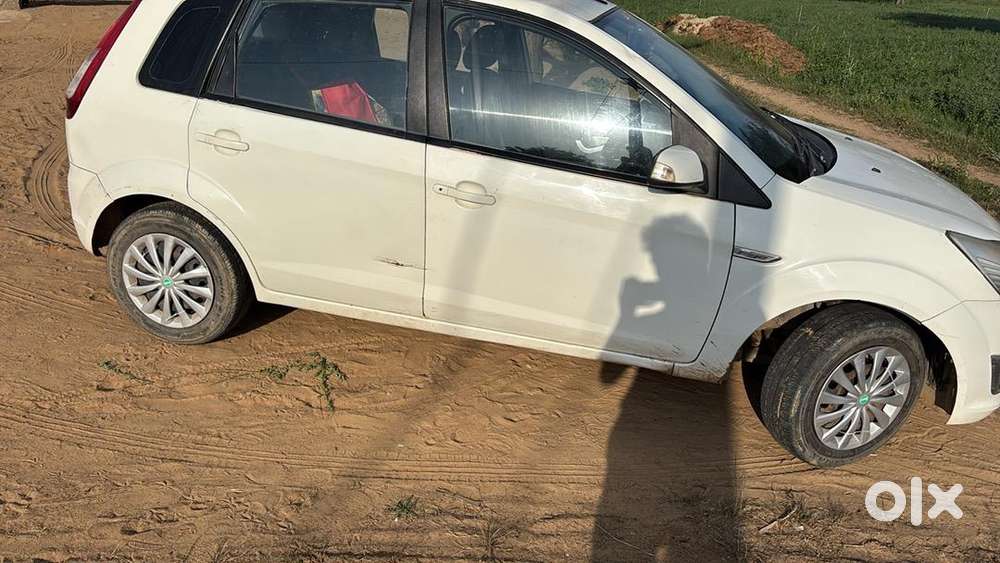 Ford Figo 2013 Diesel 100000 Km Driven