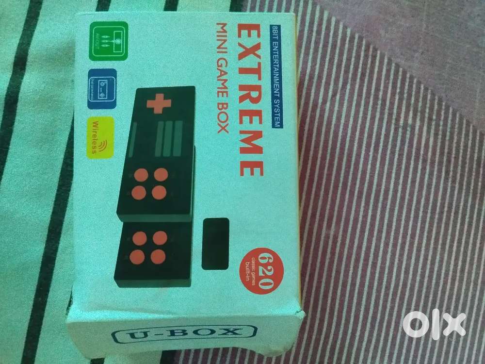 Retro plug and play gaming console 620 nes games included without disk
