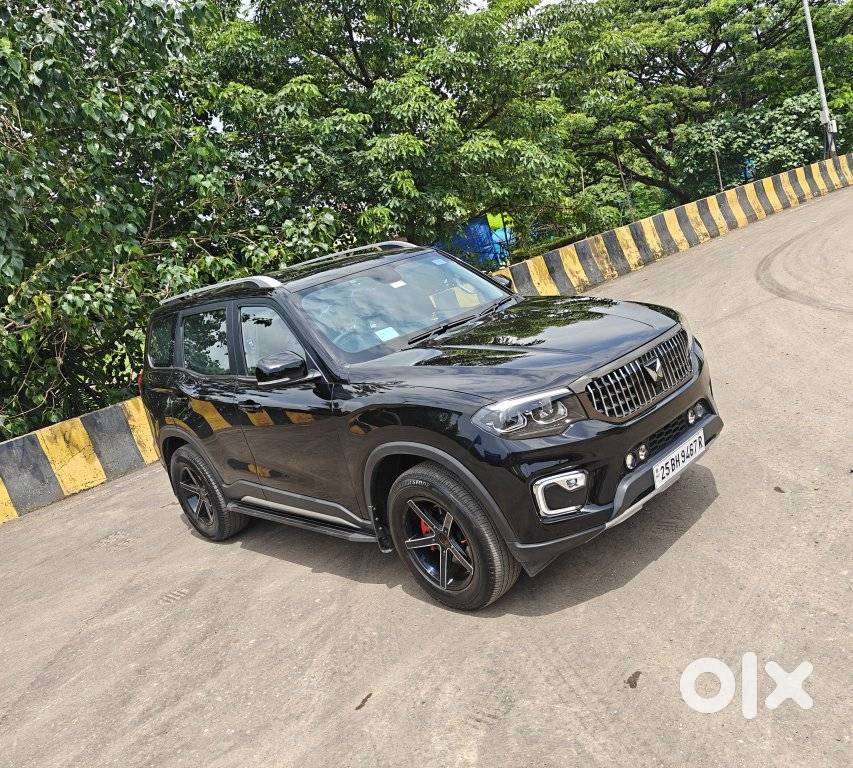 Mahindra Scorpio-n 2.0 Z8 Petrol At 7 Str, 2025, Petrol