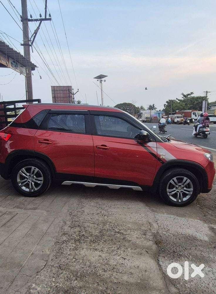 Maruti Suzuki Brezza Zdi+ Dual Tone, 2017, Diesel