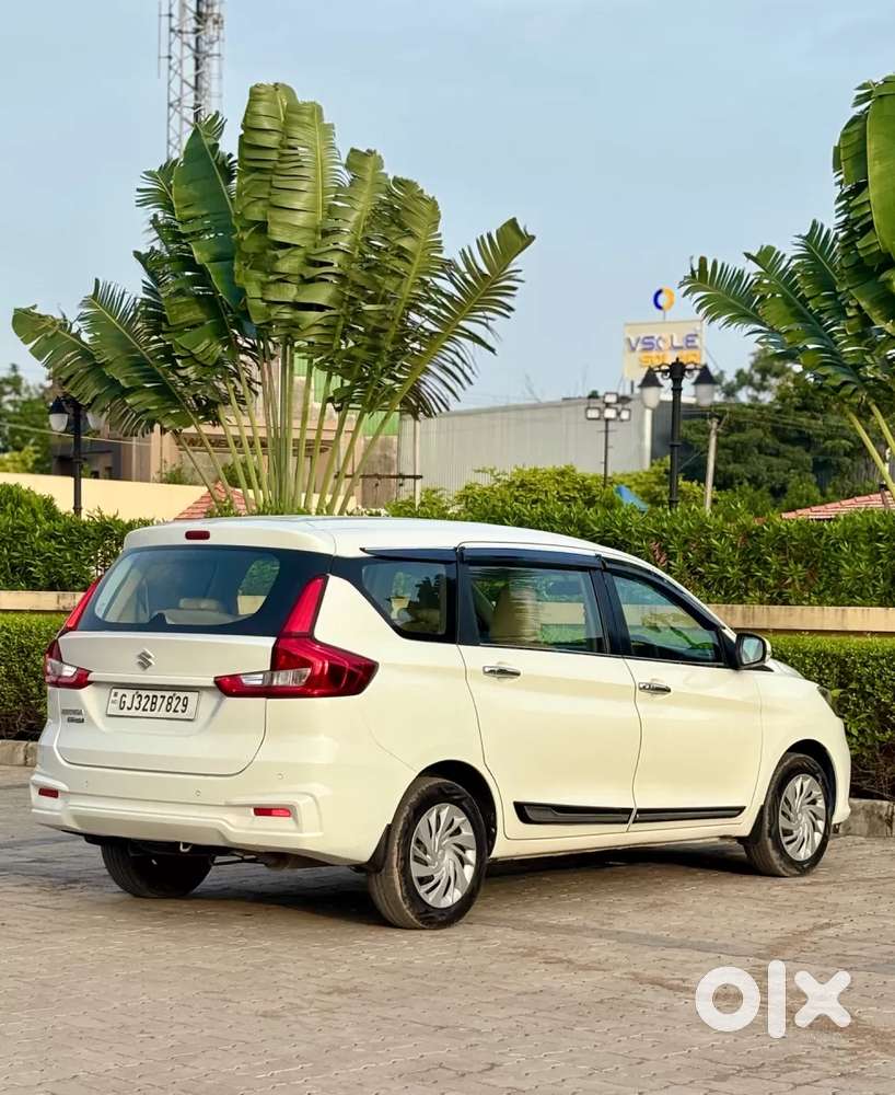 Maruti Suzuki Ertiga Vxi At, 2019, Petrol