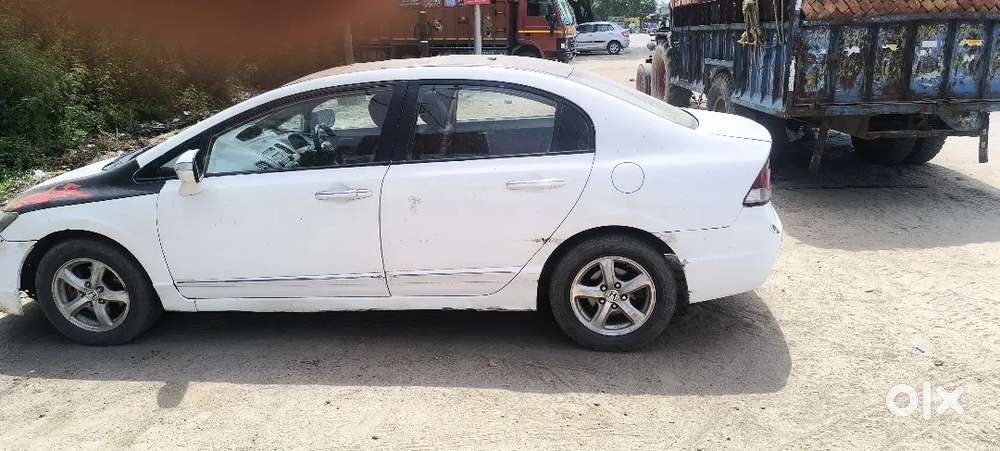 Honda Civic 2011 Cng & Hybrids 80000 Km Driven