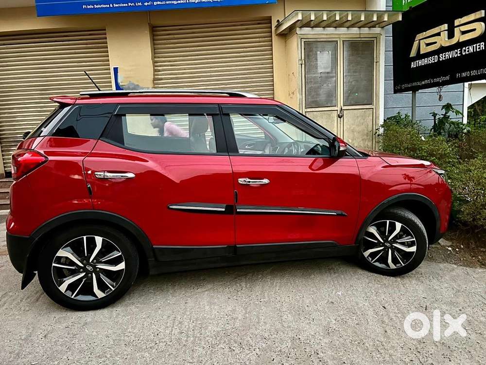 Mahindra Xuv300 W8(o) 2019 Petrol, Full Showroom History, 63k Driven