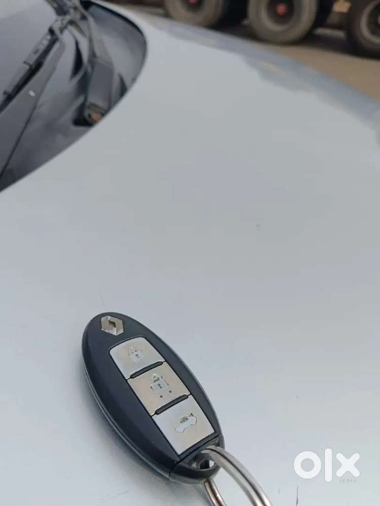 Top Model 
Abs 
Alloy Wheels
Airbags
Button Start