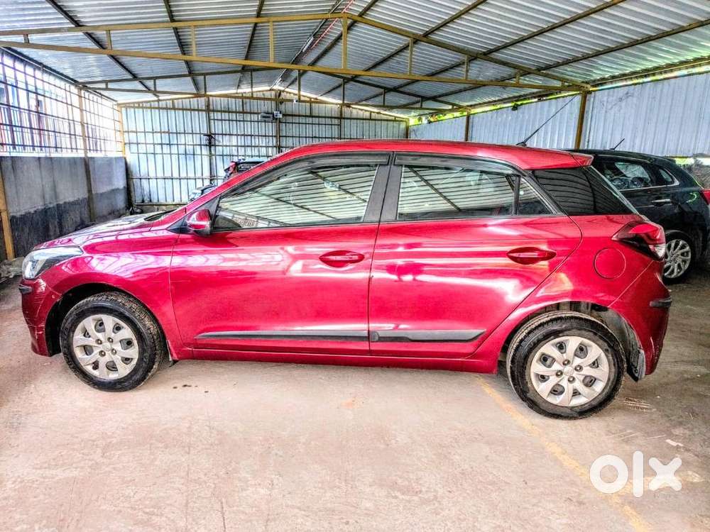 Hyundai I20 Sportz 2017  Direct Owner  42600 Km