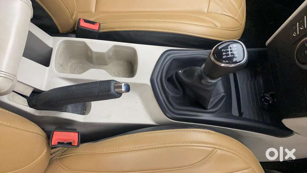 Mahindra Xuv300 W4, 2019, Petrol