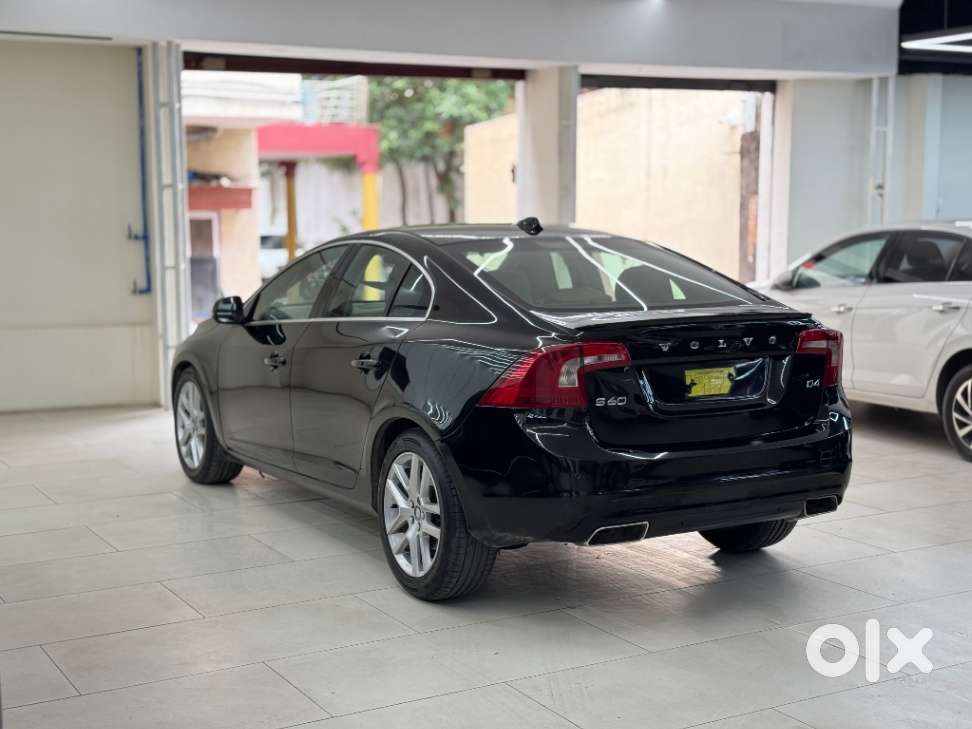 Volvo S60 D4 Momentum, 2018, Diesel