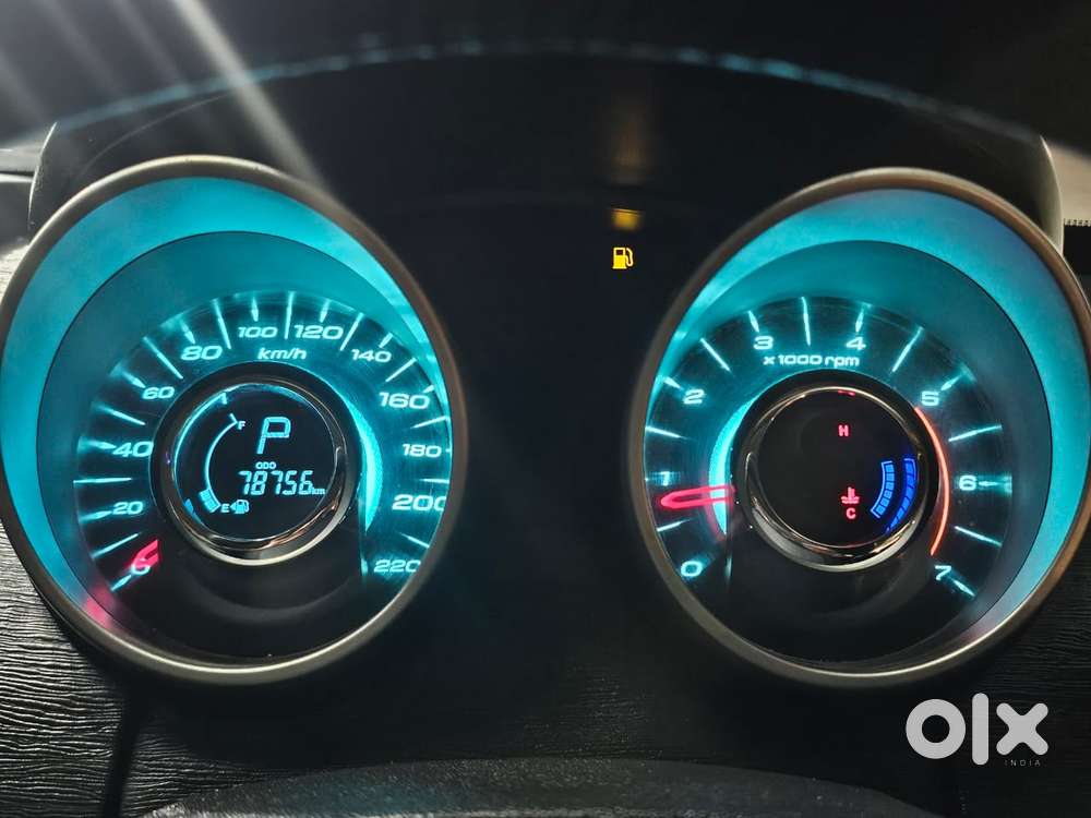Mahindra Xuv500 At W6 2wd, 2018, Diesel