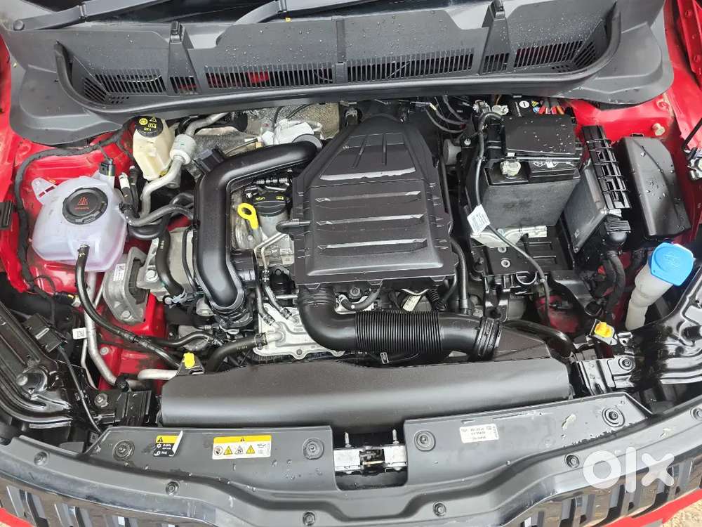 Skoda Kylaq Classic 2025 | 2,500 Km | Red | Accessories | Like New