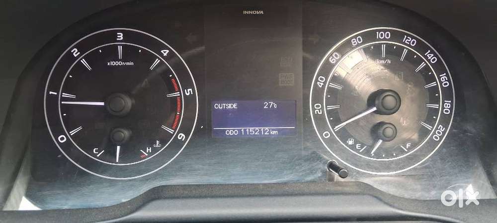 Toyota Innova Crysta 2.4 G Mt 8s, 2017, Diesel