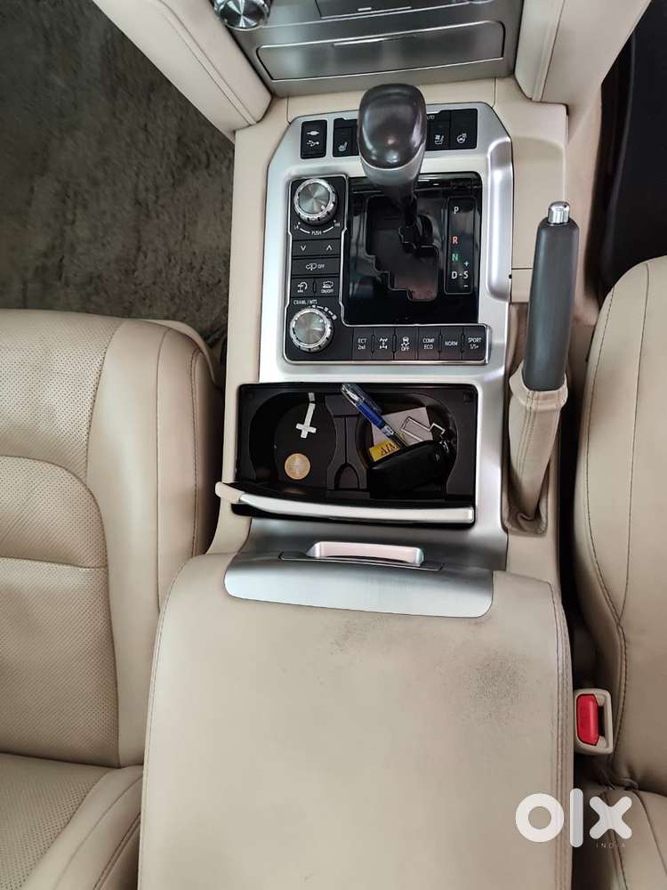 Toyota Land Cruiser 4.5 Vx Lc 200 Standard 1, 2018, Diesel