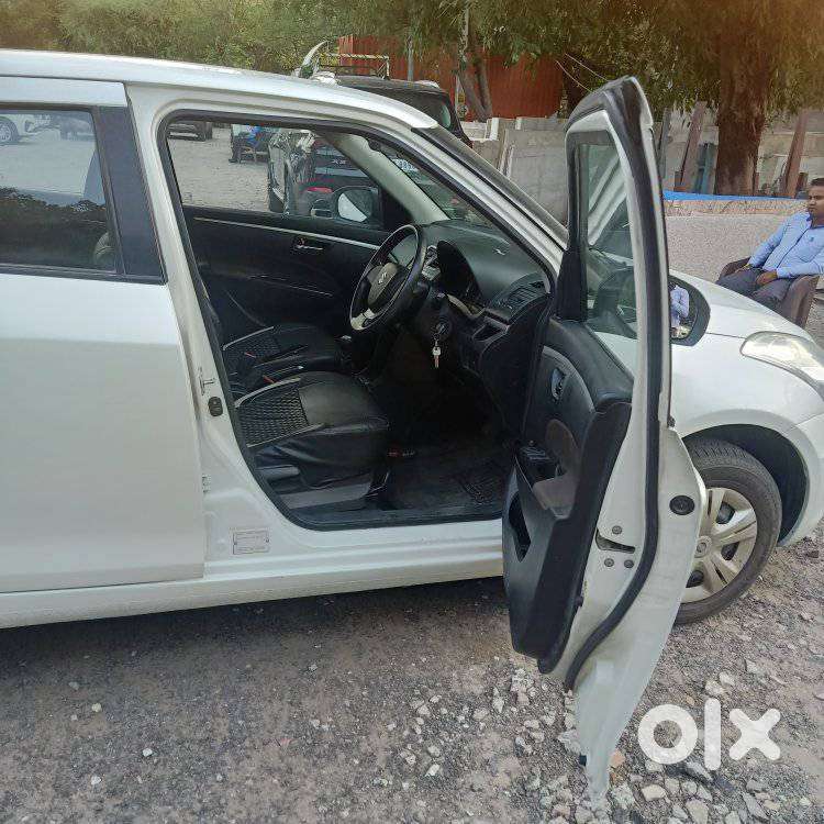 Maruti Suzuki Swift Vxi + Manual, 2015, Petrol