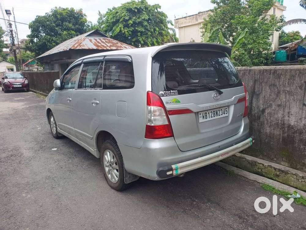 Toyota Innova 2.5 G (diesel) 8 Seater, 2014, Diesel