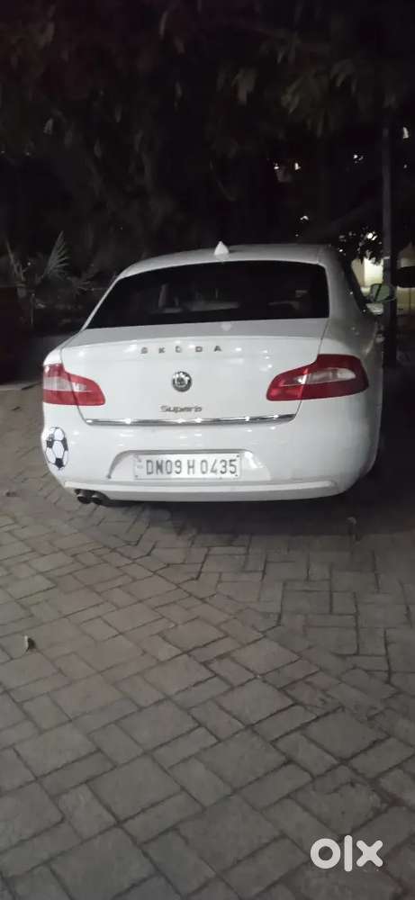 Skoda Superb 2012 Petrol Well Maintained