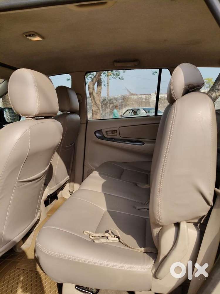 Toyota Innova 2004 Diesel Well Maintained