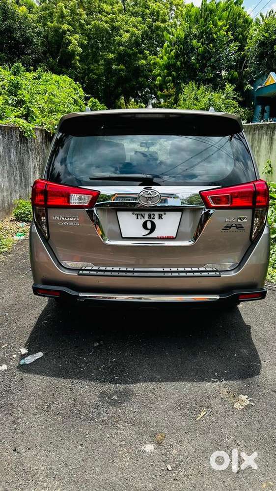 Toyota Innova Crysta 2022 Diesel 71358 Km Driven