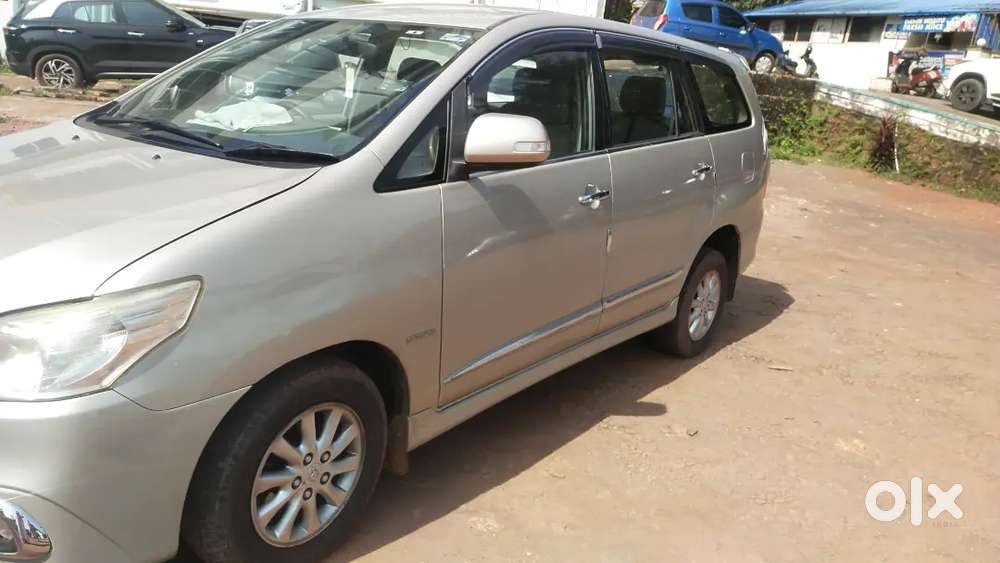 Toyota Innova 2015 Diesel 127000 Km Driven