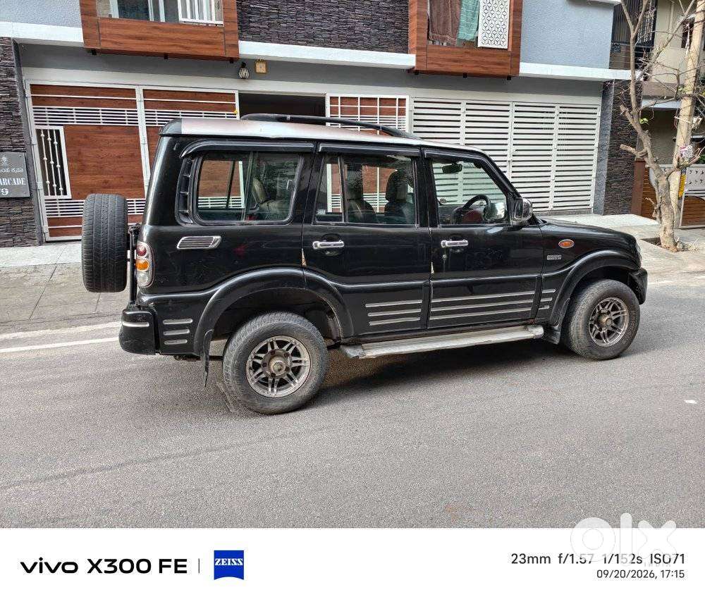Mahindra Scorpio DX 2.6 Turbo 8 Str, 2004, Diesel