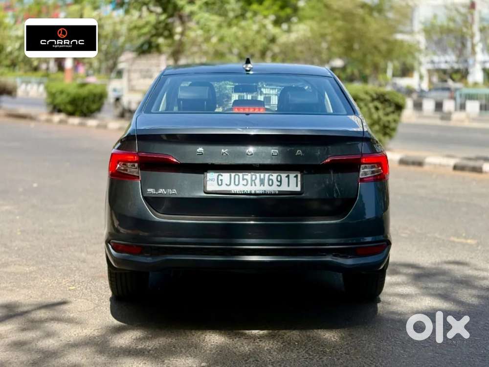 Skoda Slavia Ambition 1.0l Tsi At, 2024, Petrol