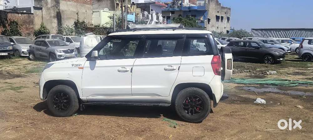 Mahindra Tuv 300 2017