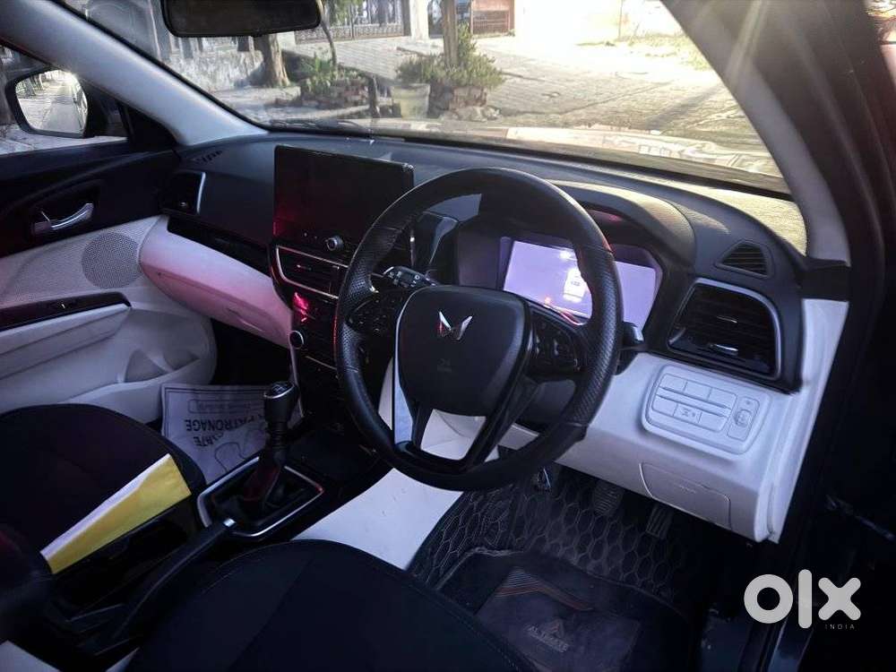 Mahindra Xuv 3xo Ax5 Ds Mt, 2024, Diesel