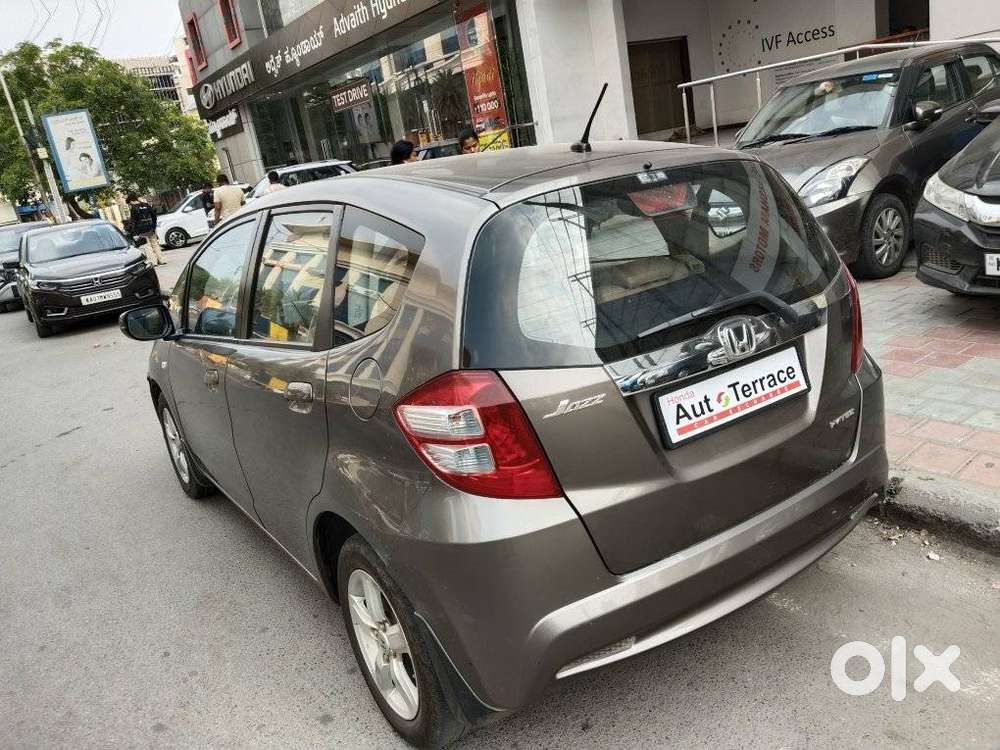 Honda Jazz S Mt I-vtec, 2011, Petrol