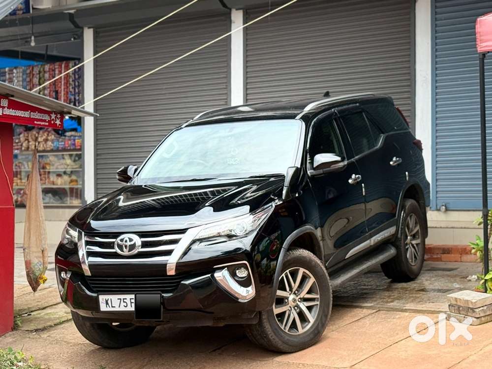 Toyota Fortuner 4x4 At