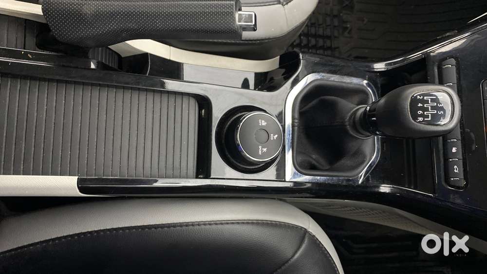 Tata Nexon 1.2 Revotron Xz Plus, 2023, Petrol