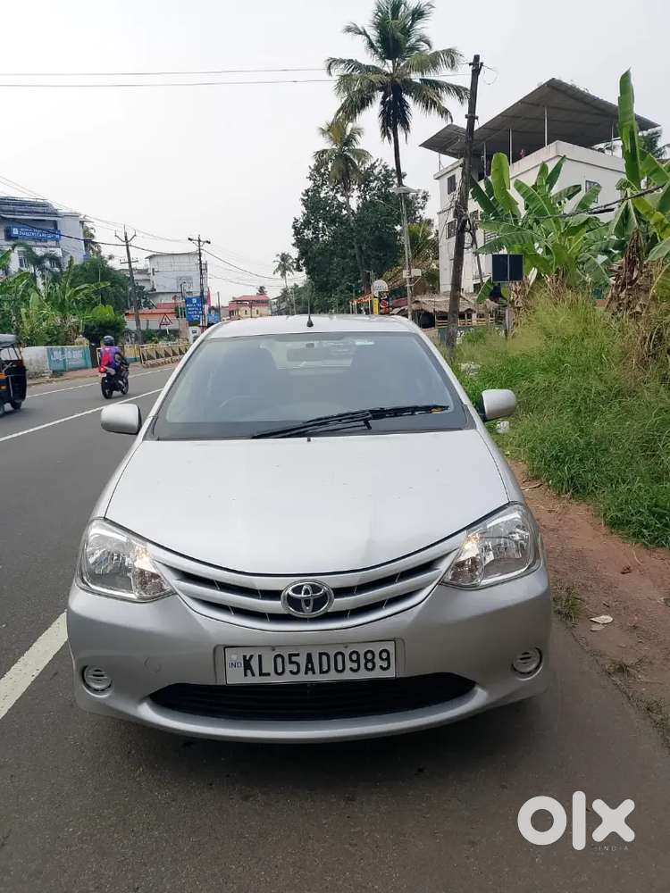 Toyota Etios Liva 2012
