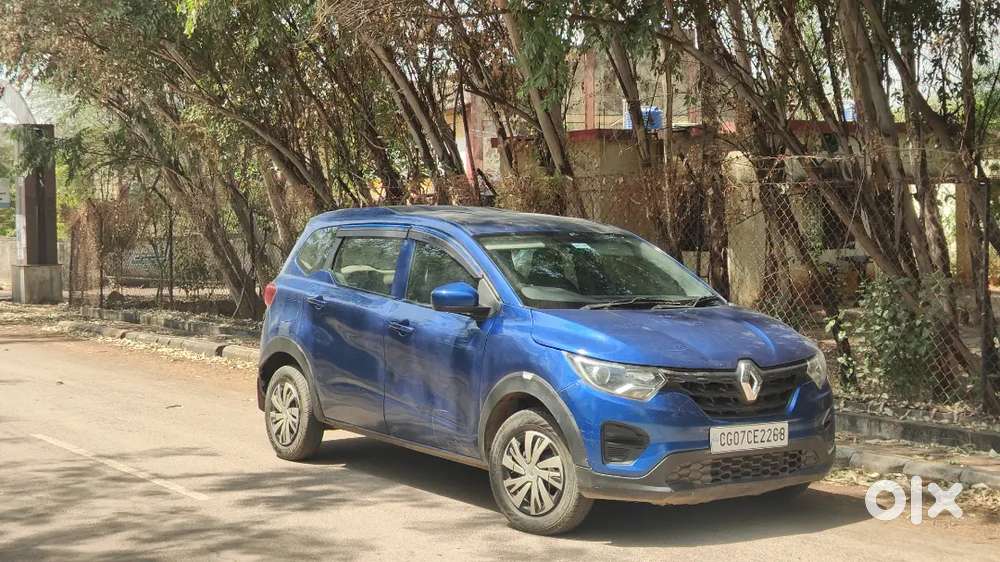 7 Seater Renault Triber 2021 Petrol