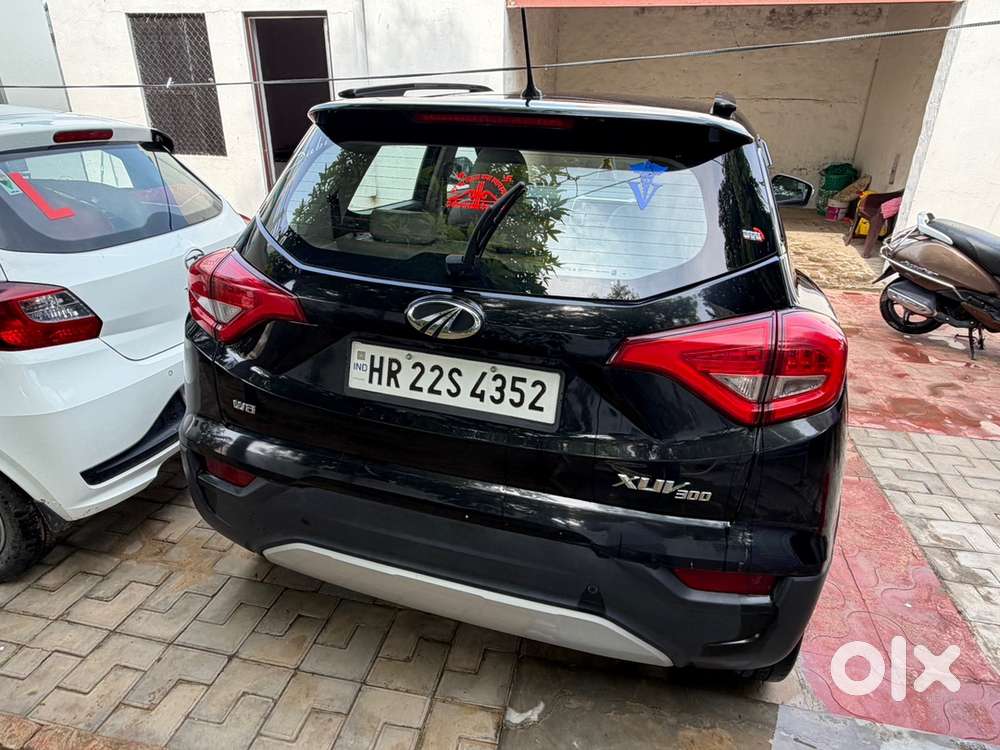 Mahindra Xuv300 Petrol 2021