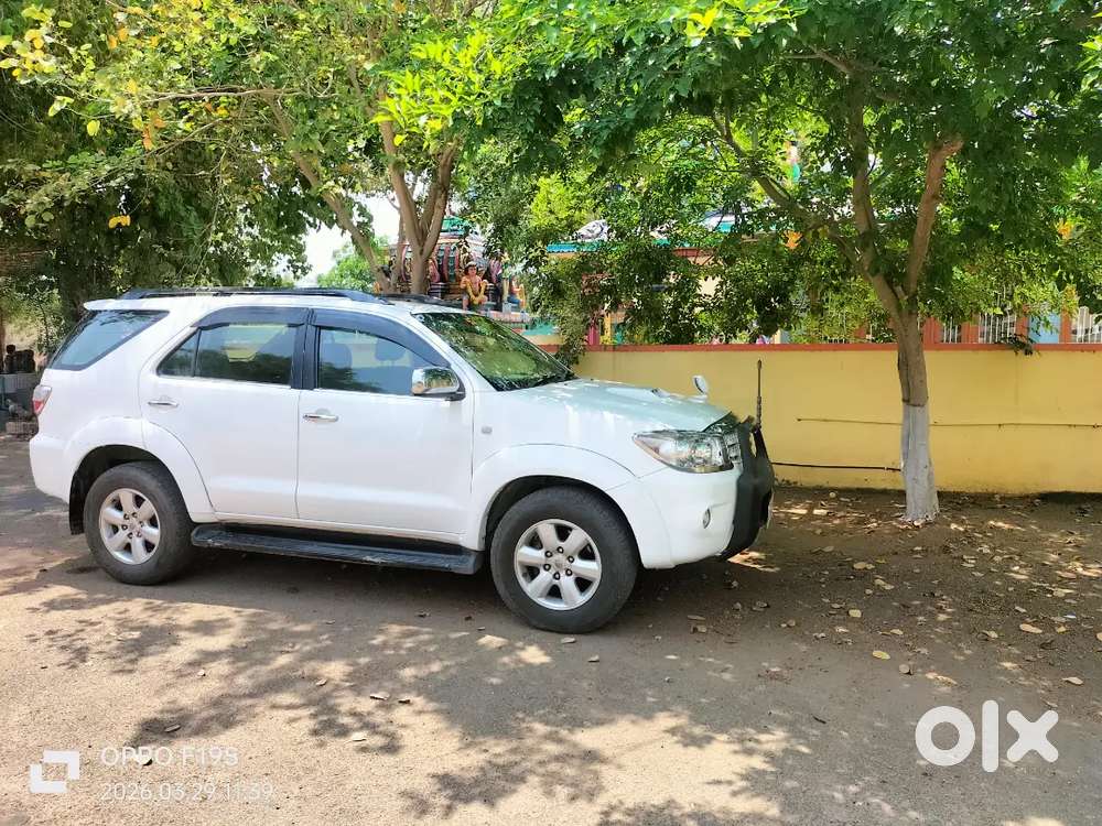 Toyota Fortuner 2009 Diesel Well Maintained