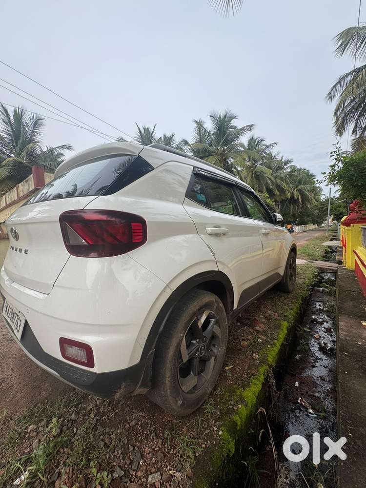 Hyundai Venue Diesel 2021