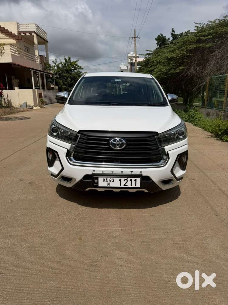 Toyota Innova Crysta 2022 km driven