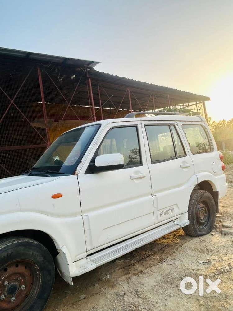 Scorpio White Colour ( Model 2012)