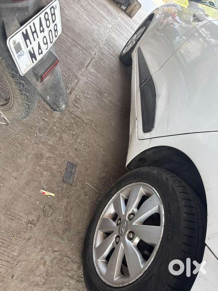 Hyundai Xcent Sx 2016  40k Km  Excellent Condition  Mumbai