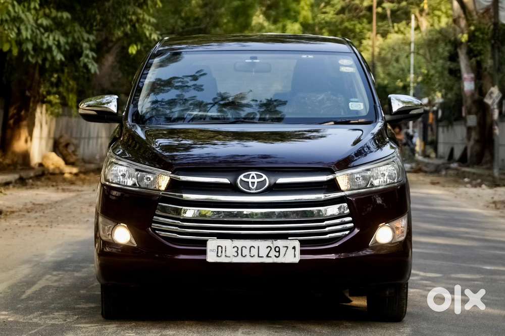 Toyota Innova Crysta 2.7 Gx Automatic 8 Str, 2016, Petrol