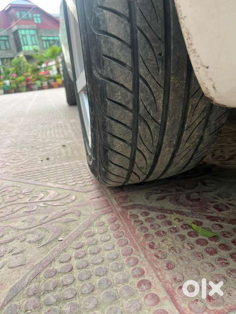 Alloy Brand Neo And Tyre Yokohama Sdrive For Swift/boleno/igni/dzire