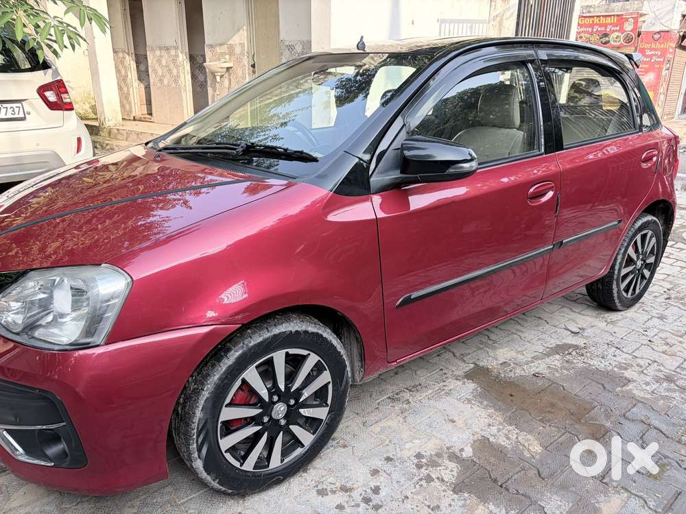 Toyota Etios Liva 1.2 Vx Dual Tone, 2019, Petrol