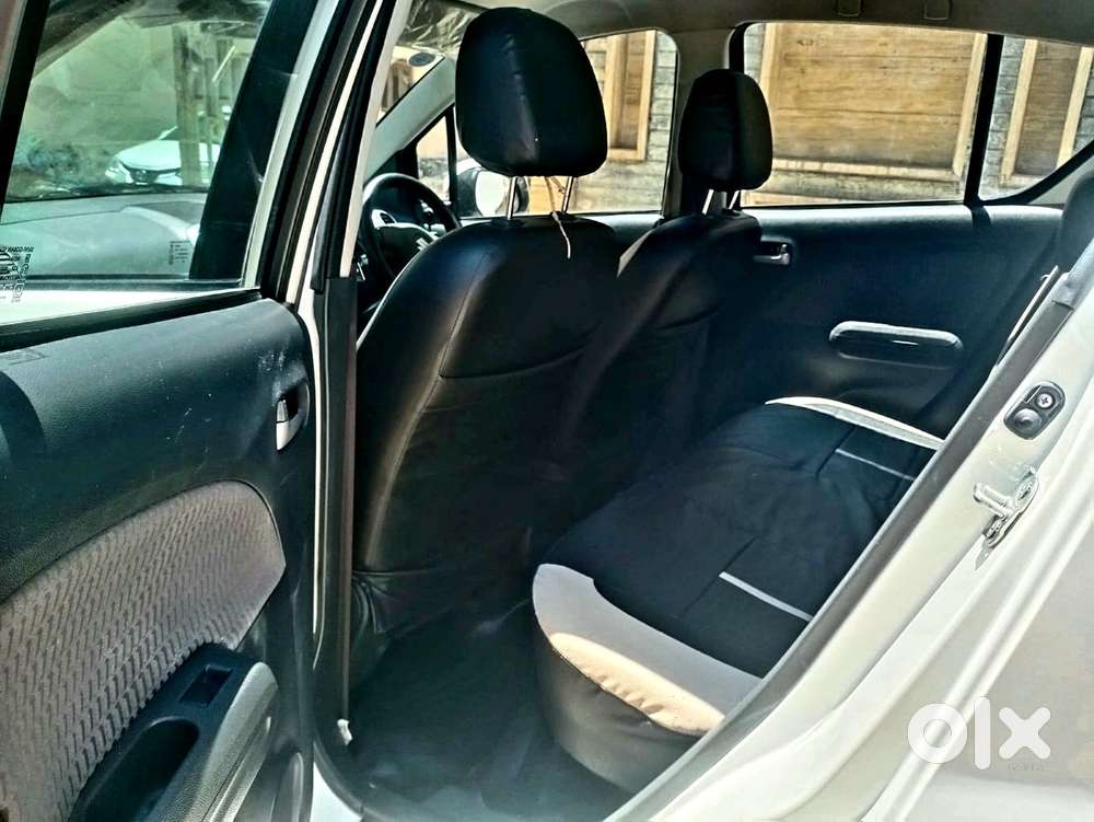 Mahindra Tuv 300 T10 Opt, 2018, Diesel