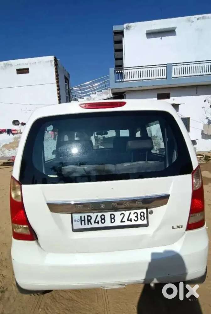 Maruti Suzuki Brezza 2016 Petrol 100000 Km Driven