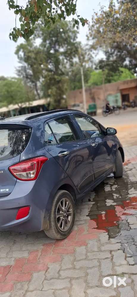 Hyundai Grand I10 2014 Petrol 30000 Km Driven