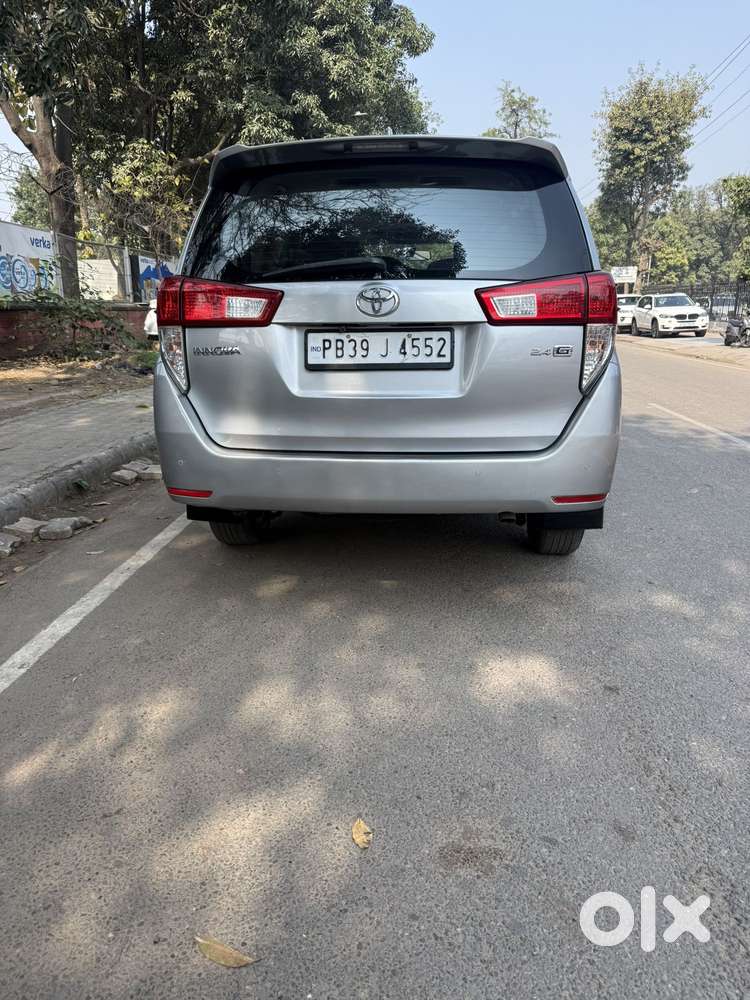 Toyota Innova Crysta 2.8 Gx At 8s, 2021, Diesel