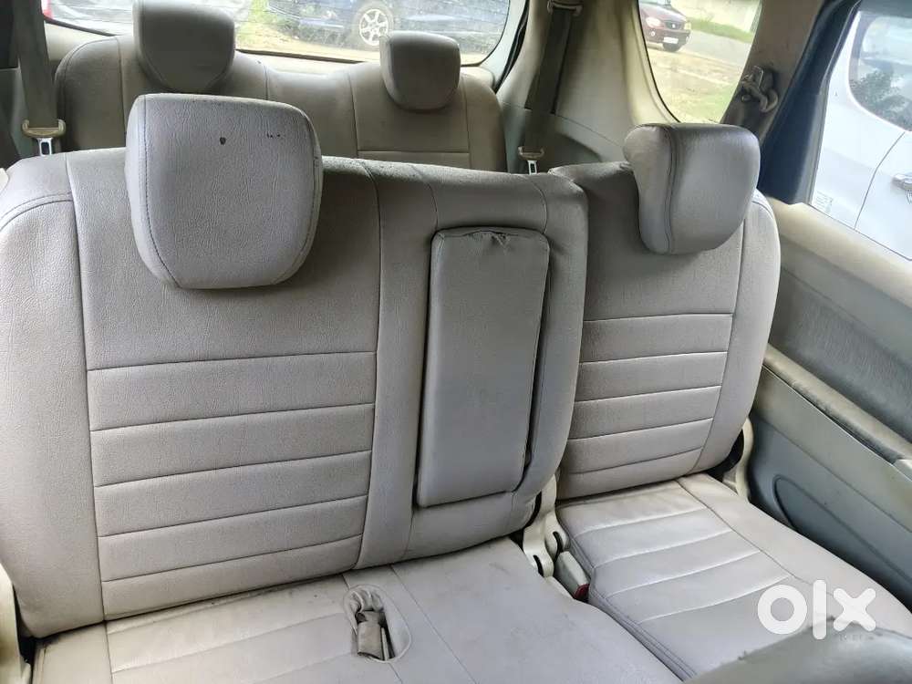 Maruti Suzuki Ertiga Vdi 2012