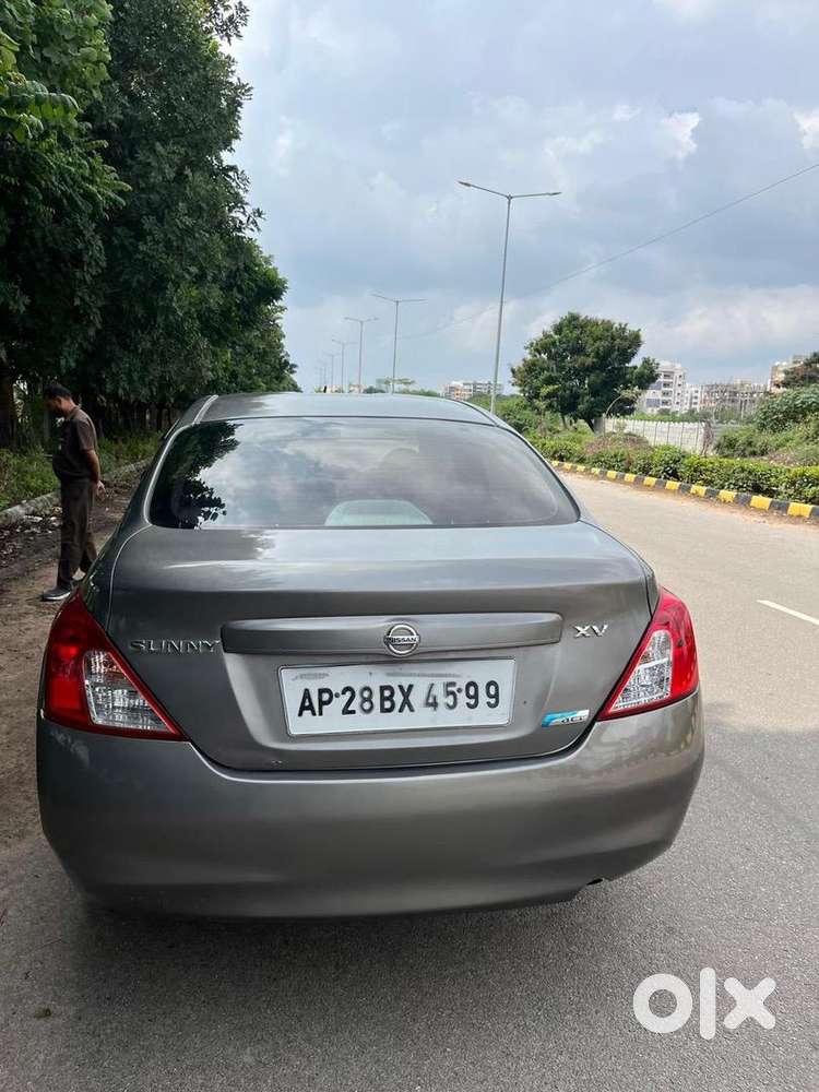 Nissan Sunny Diesel 110000 Km Driven